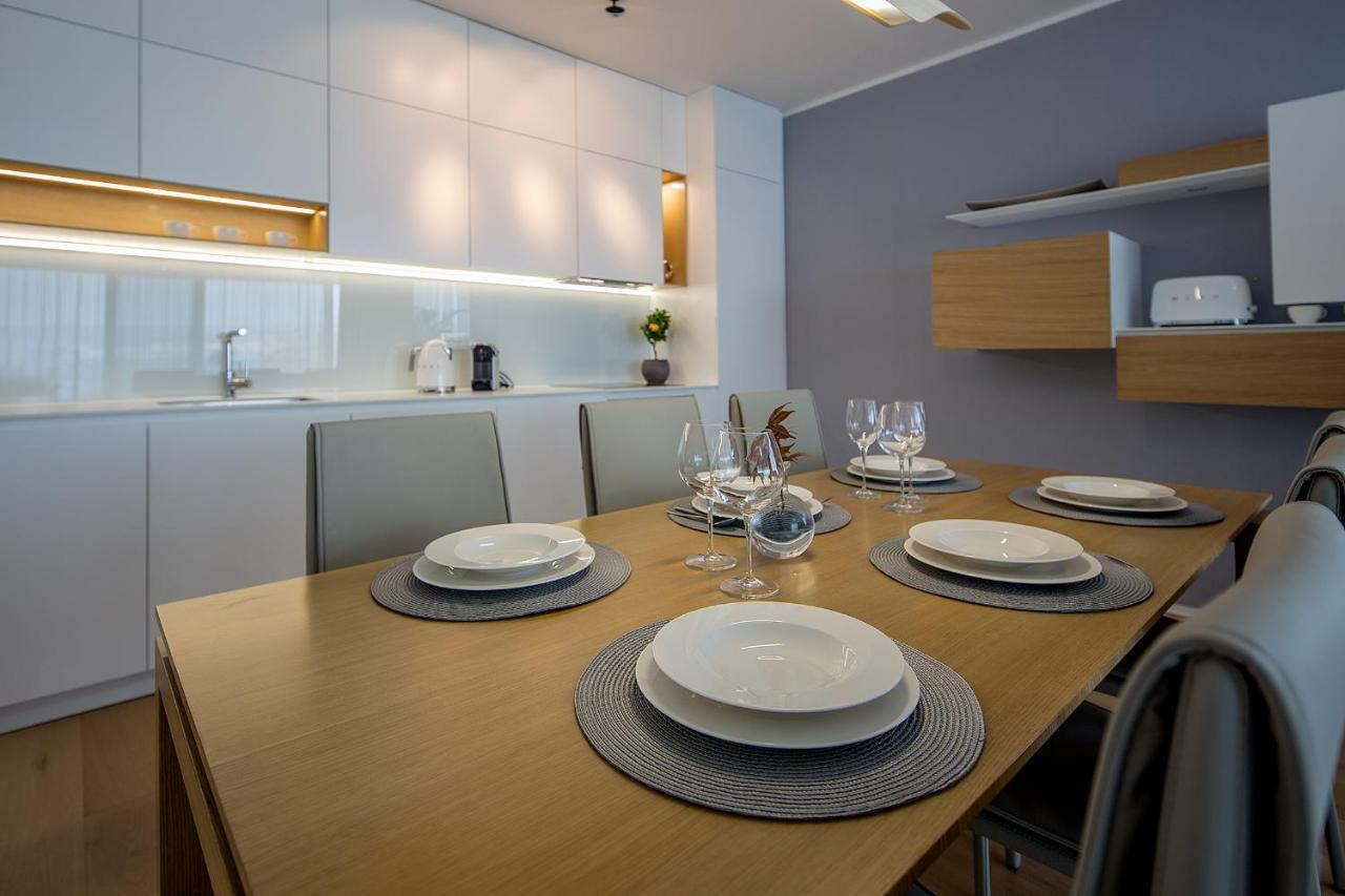 Deluxe Apartment *